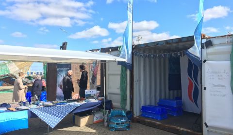 Containerdisco met Fishing for Litter in Lauwersoog